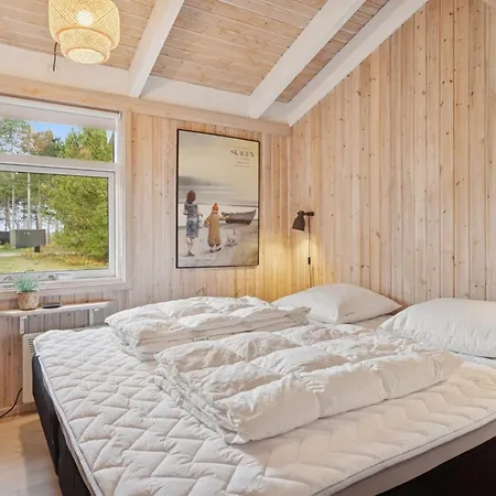 Alvy - 200m From The Sea By Interhome Nyaraló